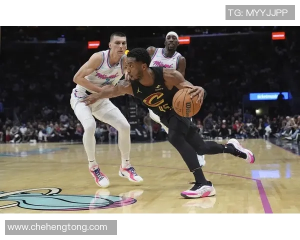 热火与骑士激战11月12日谁能在这场对决中笑到最后